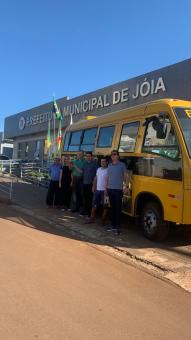Executivo de Jóia adquire micro-ônibus com acessibilidade através do novo PAC