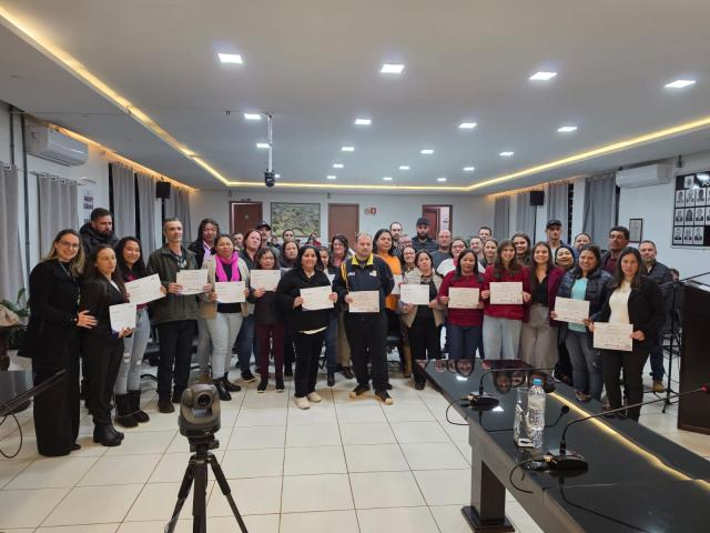 Prefeitura de Jóia celebra formatura de cursos de qualificação profissional em parceria com o Senac